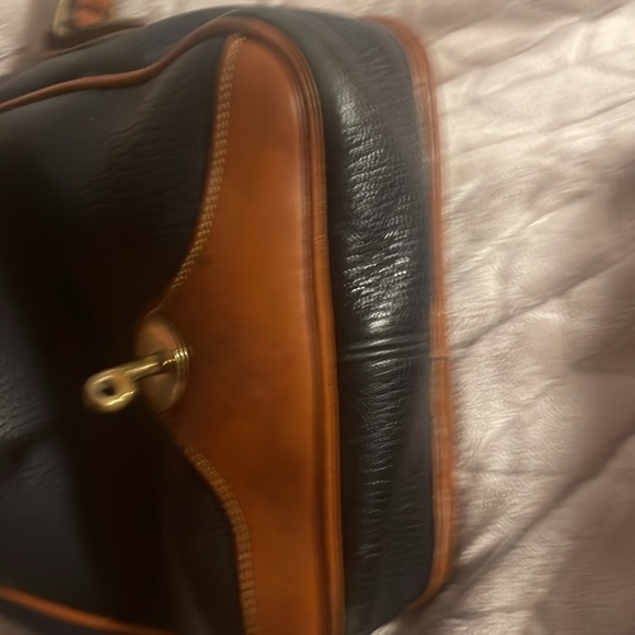 Vintage dooney and bourke navy saddlebag crossbody - Picture 10 of 14